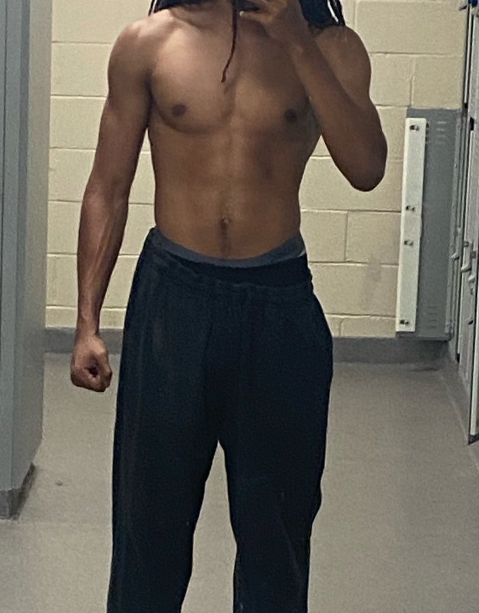 urbfaegis's tweet photo. #muscleposting
#nsfwtwt 🔌 https://t.co/r3jbdoGx28