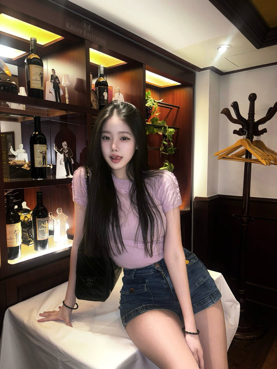 bomdaeng_ii's tweet photo. 남자친구가 되려면 사진 잘찍어야됭ㅎ https://t.co/nHvFSHRg11