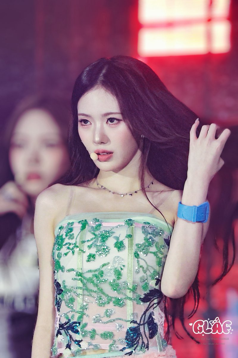 GLAF_Sui410's tweet photo. ⬅️Stage
       Fan Sign➡️ https://t.co/x0hLtBxXiV