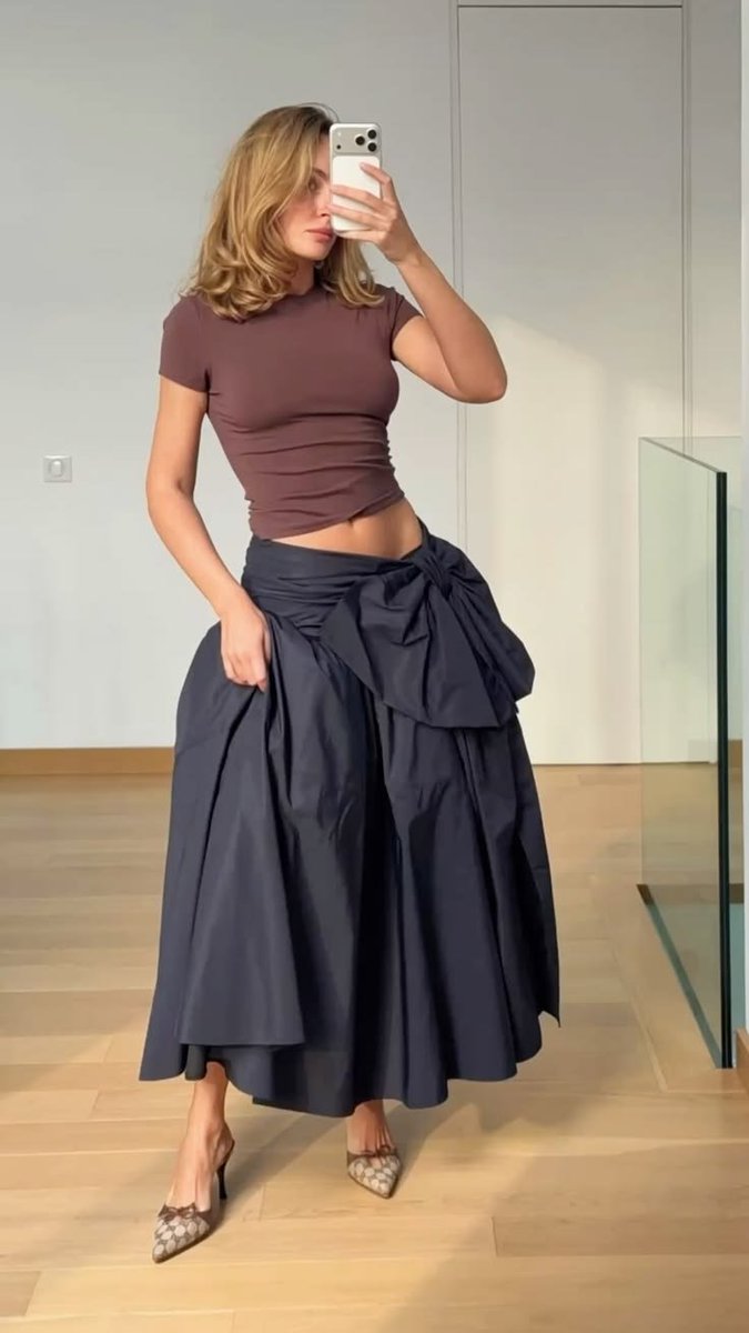insperiaX's tweet photo. Proof that a good base skirt does all the heavy lifting. ��� https://t.co/BdIl8VvkfN