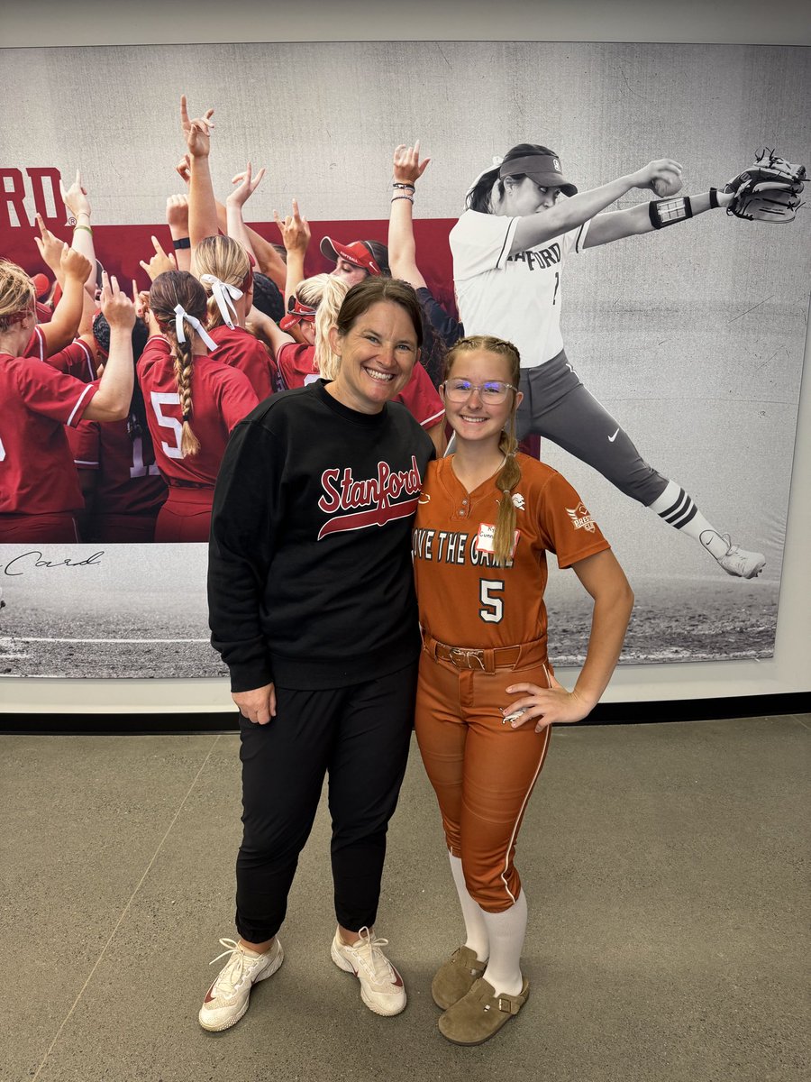 KCunningham2030's tweet photo. Had a great day at the Advanced Camp @StanfordSball! Thank you @JessicaAllister, @Oh_tooly3 @Jolenecal54 and staff, as well as the team members that helped out, for your time, feedback and instruction! Can’t wait to visit again! 

@ltg2030 @Henderson_Joe @CoachCat https://t.co/ZcCRQVPIe5