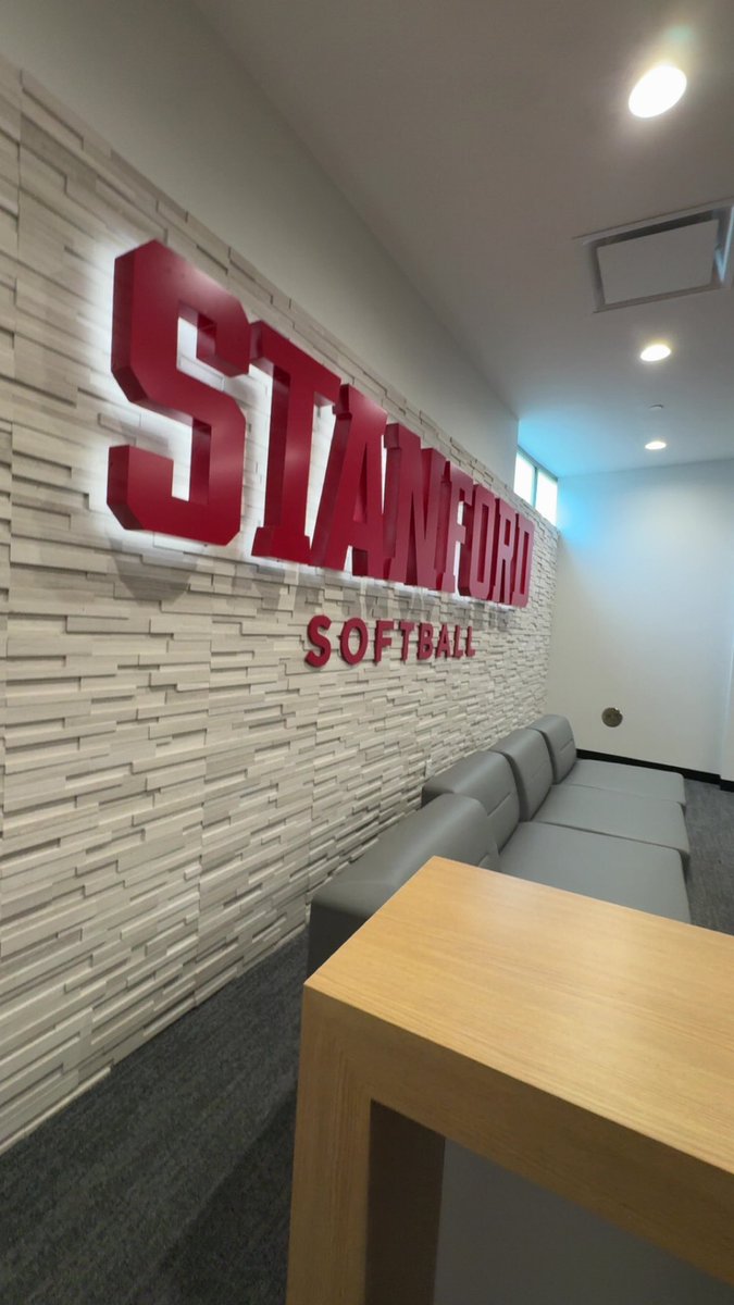 KCunningham2030's tweet photo. Had a great day at the Advanced Camp @StanfordSball! Thank you @JessicaAllister, @Oh_tooly3 @Jolenecal54 and staff, as well as the team members that helped out, for your time, feedback and instruction! Can’t wait to visit again! 

@ltg2030 @Henderson_Joe @CoachCat https://t.co/ZcCRQVPIe5