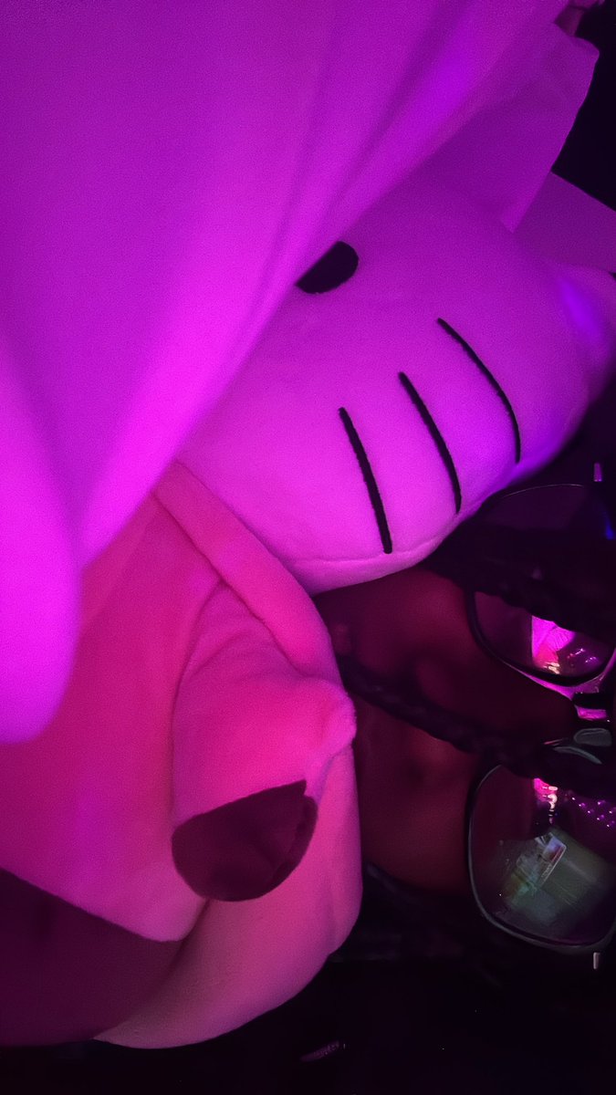 daddysbby07's tweet photo. I am so fucking sleepyy https://t.co/IWTbl8UNKG
