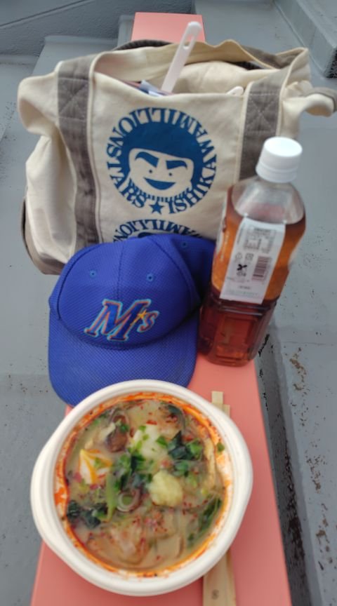 moha419_15's tweet photo. アルペンスタジアム、おんらいん〜♪

#日本海リーグ ２０２６年シーズン 公式戦、最終戦

#日本海リーグ
#石川ミリオンスターズ 対
#富山GRNサンダーバーズ
に来ました

天候はくもり、でも蒸し暑い
風はつよいぞ
レフトからライトへ蜃気楼風 https://t.co/LhlTMUVGtZ