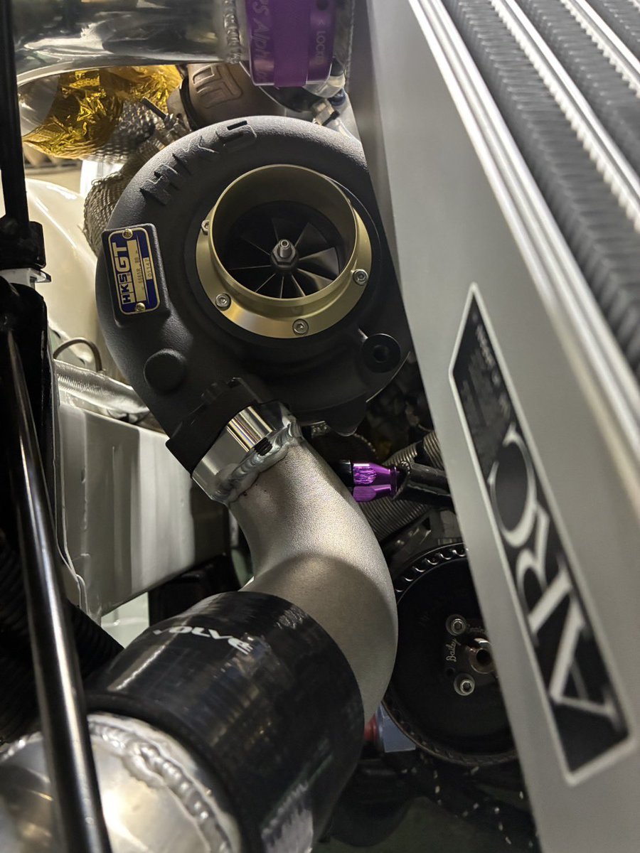 kakume's tweet photo. VR38エンジン周りの部品
ドゥーラック製
インマニ、AN10サイズデリバリー、ヘッド裏ウォーターアウトレットフランジ、2-1分岐アダプター
HKS
シンメトリー5565BB https://t.co/Sm4TfVH6gT