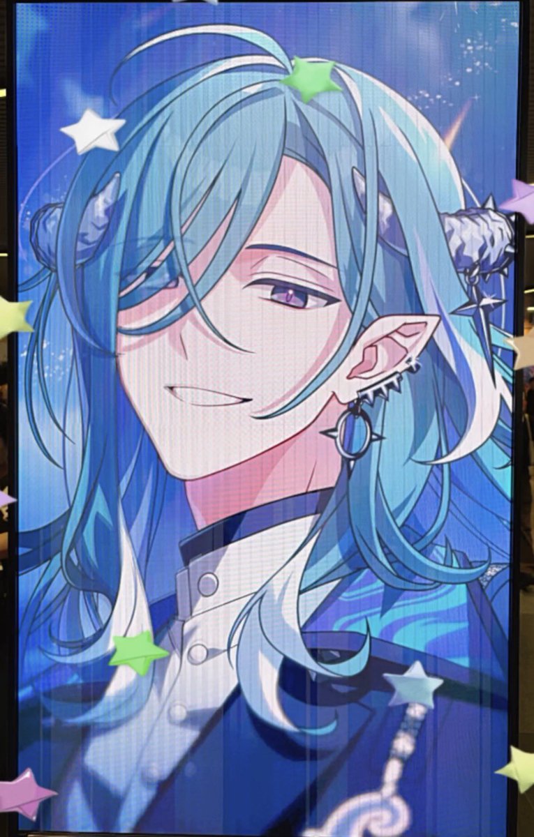 ru_620_'s tweet photo. 大画面シュウくん🌟

ギリギリだったけど見れてよかった◝✩
人多すぎて一緒にとるのは断念💧 https://t.co/WMU3YasIxt
