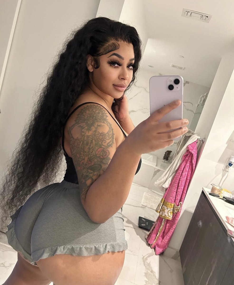 luphie77's tweet photo. Come closer... the view only gets better when these shorts come off
#Meetups #horny #nsfwtwt #carsex #meet#sext
#facetime #horny https://t.co/UqHBc5399s