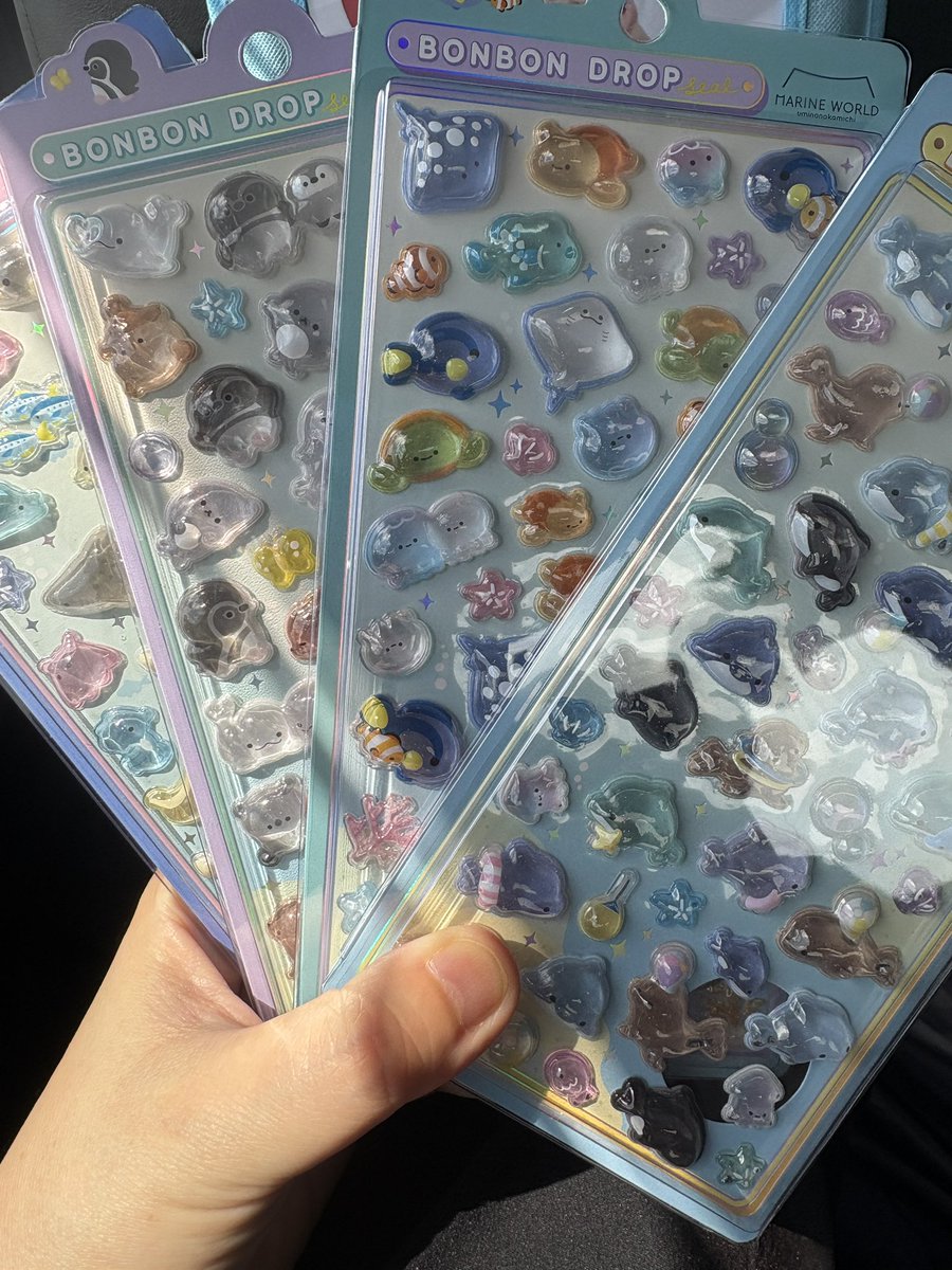 Alice_Yarhu's tweet photo. マリンワールド海の中道に行ってボンボンドロップシール買えた♡
可愛いーっ"(∩>ω<∩)" https://t.co/SF9lfoy54y