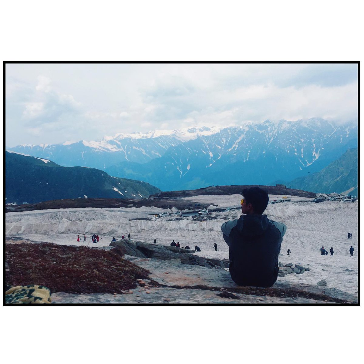 MicahBorgefd's tweet photo. _pragun2614
Everyone wants to live at the top of the mountain, but all happiness and growth happen while you’re climbing it. Rohtang. https://t.co/m4DkDUd4Mb