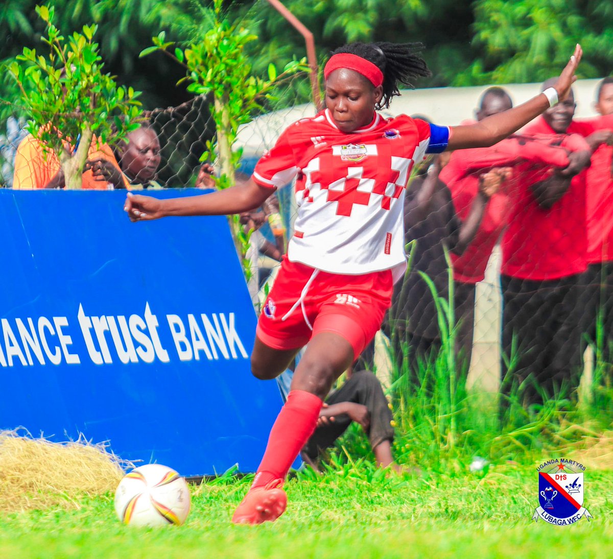 Glorianamu08's tweet photo. 💪⚽ Great team effort!

We secured our first win of the season away to Lady Doves 🕊️. Thank you to the entire team for the fight, commitment and hard work. 🙌

We celebrate this one, but our focus now turns to the next win! 🔥💯

@UgandaMLwfc @FUFAWSL https://t.co/l85TExyLbL