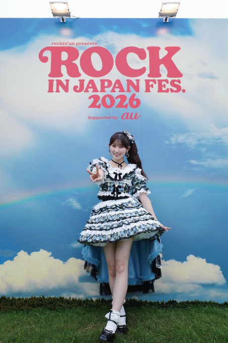Sony_Musiclive's tweet photo. 🌈ROCK IN JAPAN FESTIVAL 2026💖

後ろの方まで本当にたくさんの方が🥺
一緒にタオルを回したり手を振ったり
とってもうれしかったです！

最高でしたっ！
ありがとうございました🌟🍈

#ロッキン https://t.co/DWO71Cc6D4