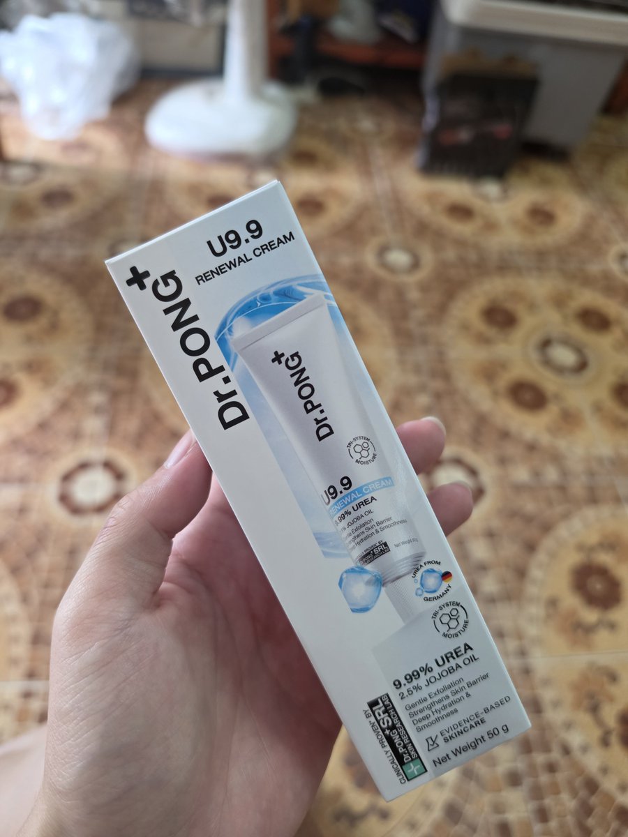 Uranus2506's tweet photo. ครีมทา🍑มีเเล้วเหลือเเต่ให้อ้วนมาทาให้😋 https://t.co/BD08LPVaLd