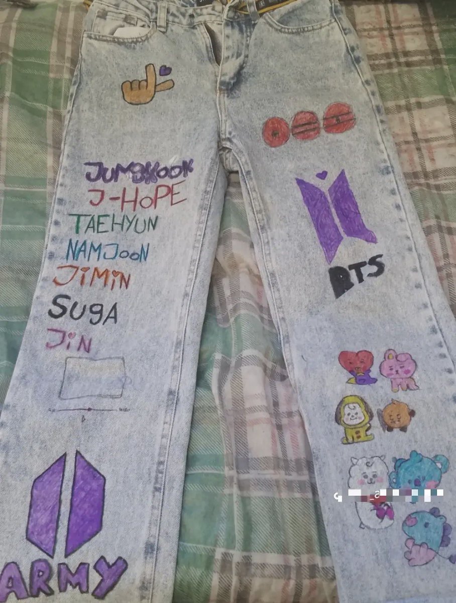 ygsunsetz's tweet photo. ficou pronta minha calça pro show 🫰🏻💜 https://t.co/fVtUJ8VAxV