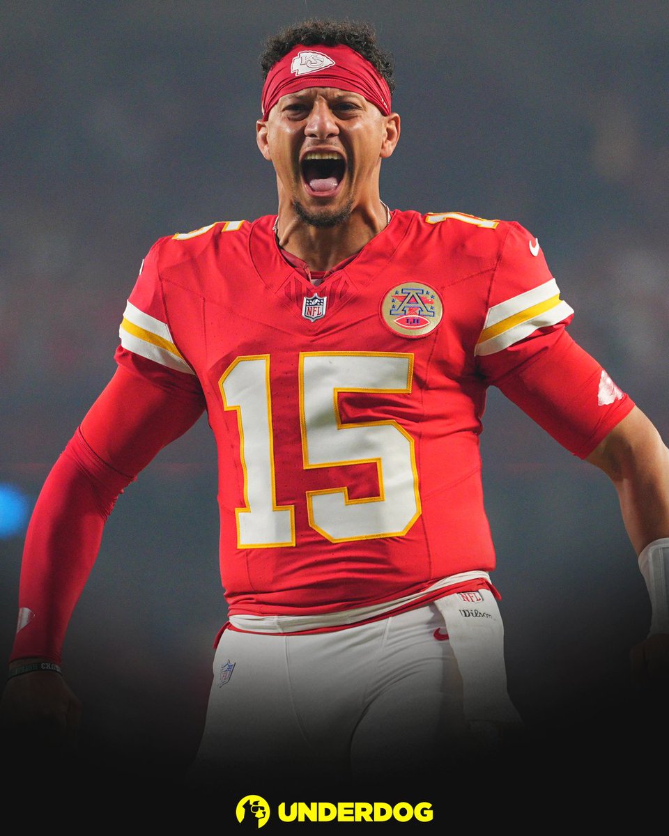 UnderdogNFL's tweet photo. Pat Mahomes since returning from a torn ACL:

606 total yards
6 total TDs
1 INT
2-0 record

Now 8-0 in regular season OT games. https://t.co/AEsfO36eBf