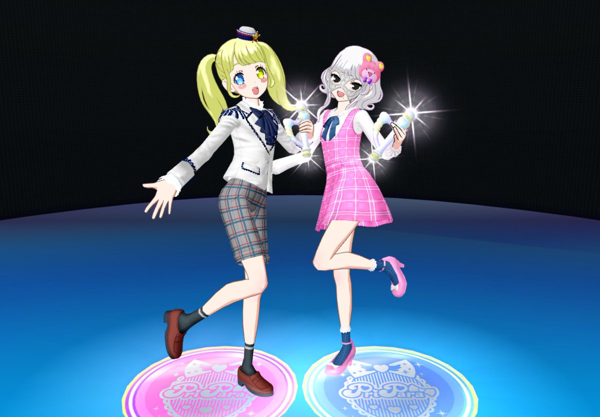 Rabbit_usagi01's tweet photo. チェックかわいいよね https://t.co/PFlDnLddez