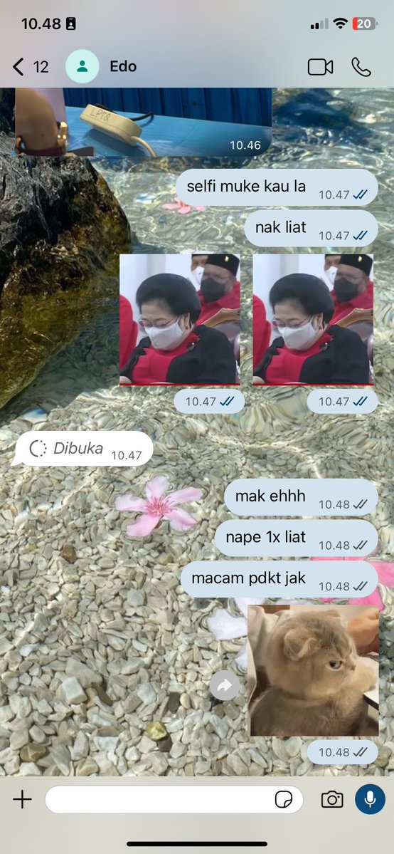 aciwbloom's tweet photo. 😡 minta duit nomor 1
Minta foto pun susah https://t.co/IcuOyhiKlV