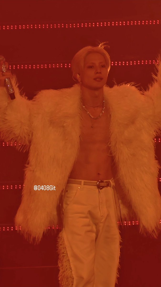 0408Git's tweet photo. 파란색 빨간색 이미지 넣을 때
넣어도 되나요?

#태민 https://t.co/2LvWMVjy8A