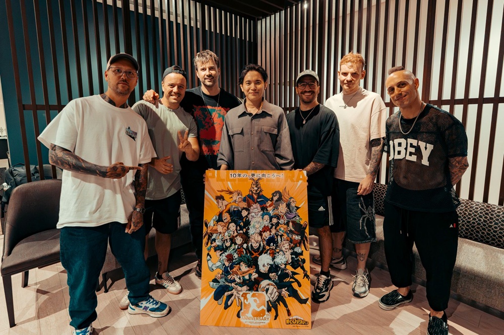 gekirock's tweet photo. ELECTRIC CALLBOY、大ヒットアニメ作品"僕のヒーローアカデミア"屈指の人気劇伴曲「You Say Run」歌唱決定！明日9/22配信リリース！
https://t.co/Tfx6vt7msQ

#ElectricCallboy
#ヒロアカ
#heroaca_a
#ヒロアカアニメ10周年 https://t.co/c4k4R34m9T