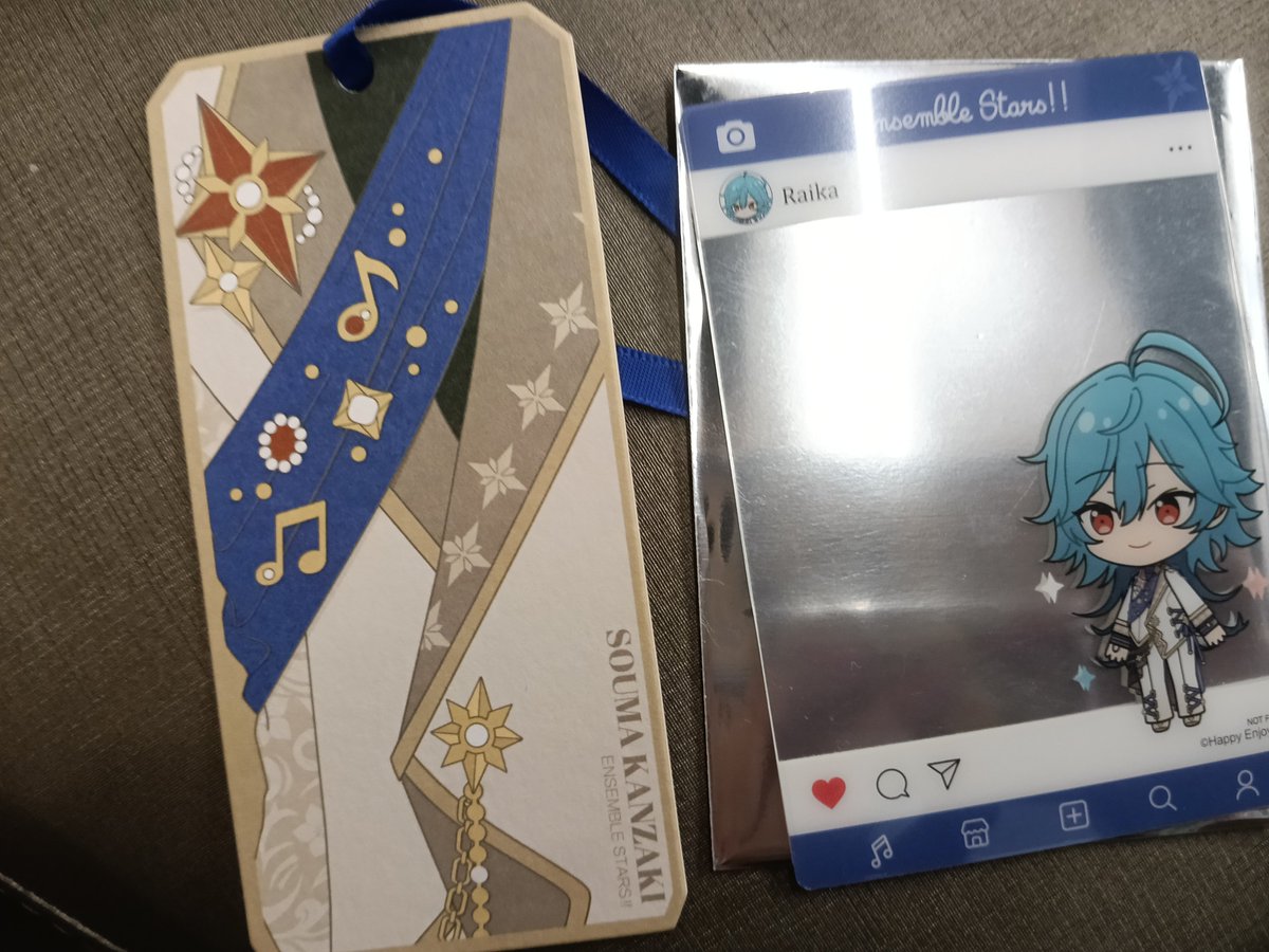 Hachi08pp's tweet photo. #ตลาดนัดอันสึตะ

เข็ม 185 ค่ะ 

อยู่ในงาน ว่าจะแวะไปซื้อน้ำอนิเมทย้อมใจค่ะ 

หาแลก เอย์จิ / สึมุกิ / จิโตเสะ

ส่วนของแถมให้คนที่รับคาร์นั้นแถมไปเลยนะคะ (มีมาอีกที่วันที่ 26 ค่ะ 😭) https://t.co/6dAeX5byQO