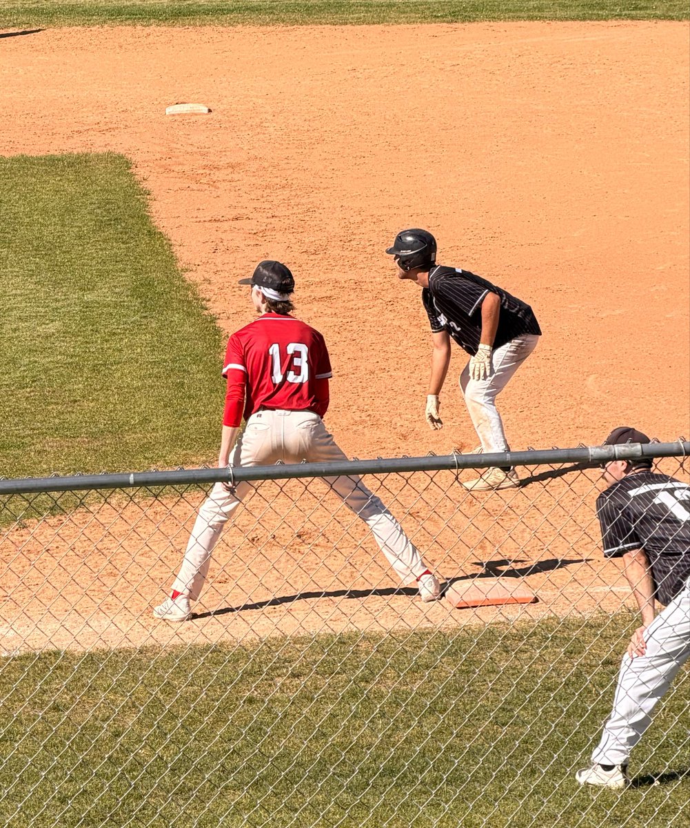 IQContained's tweet photo. Didn’t think that playing in a men’s league would be so fun… still super competitive, but way less stressful than having to play college ball (even though I miss that too).

Ended up losing the championship game in walk-off fashion today after 13 innings, but I’m very excited to fully immerse myself back into the content grind.

Let this be a simple reminder to have those outlets outside of gaming to keep your mental in check. The world is a beautiful place, and there are so many adventures to be had