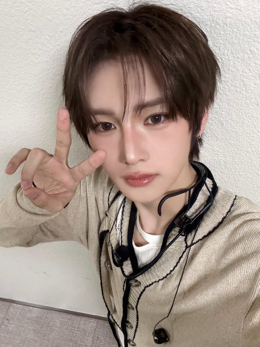 andoloverss's tweet photo. 쪼안신 너 진짜 셀카 장인 다 됐어 .... 
몇 년 뒤에는 얼마나 성장해 있을지 . . . https://t.co/yxKpuez7tp