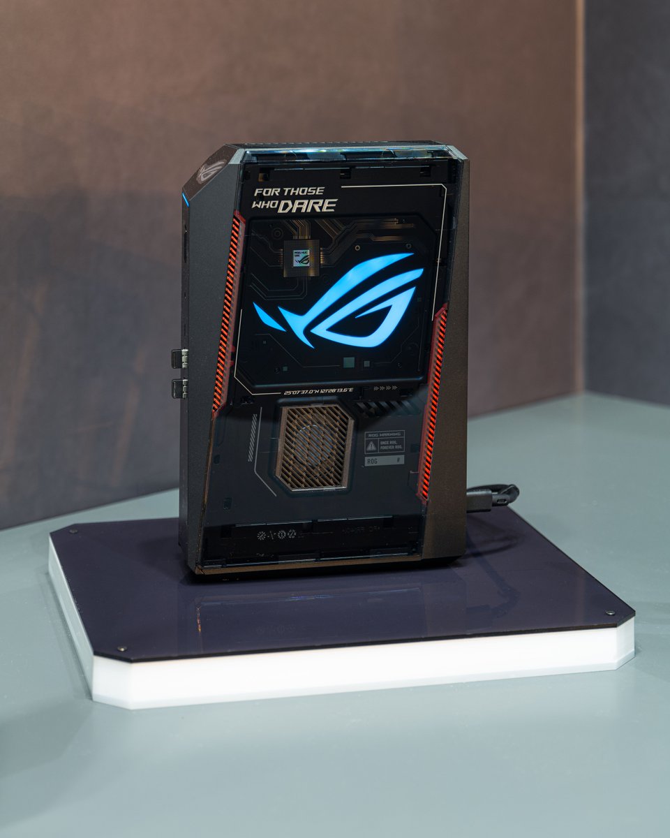 ASUS tweet picture
