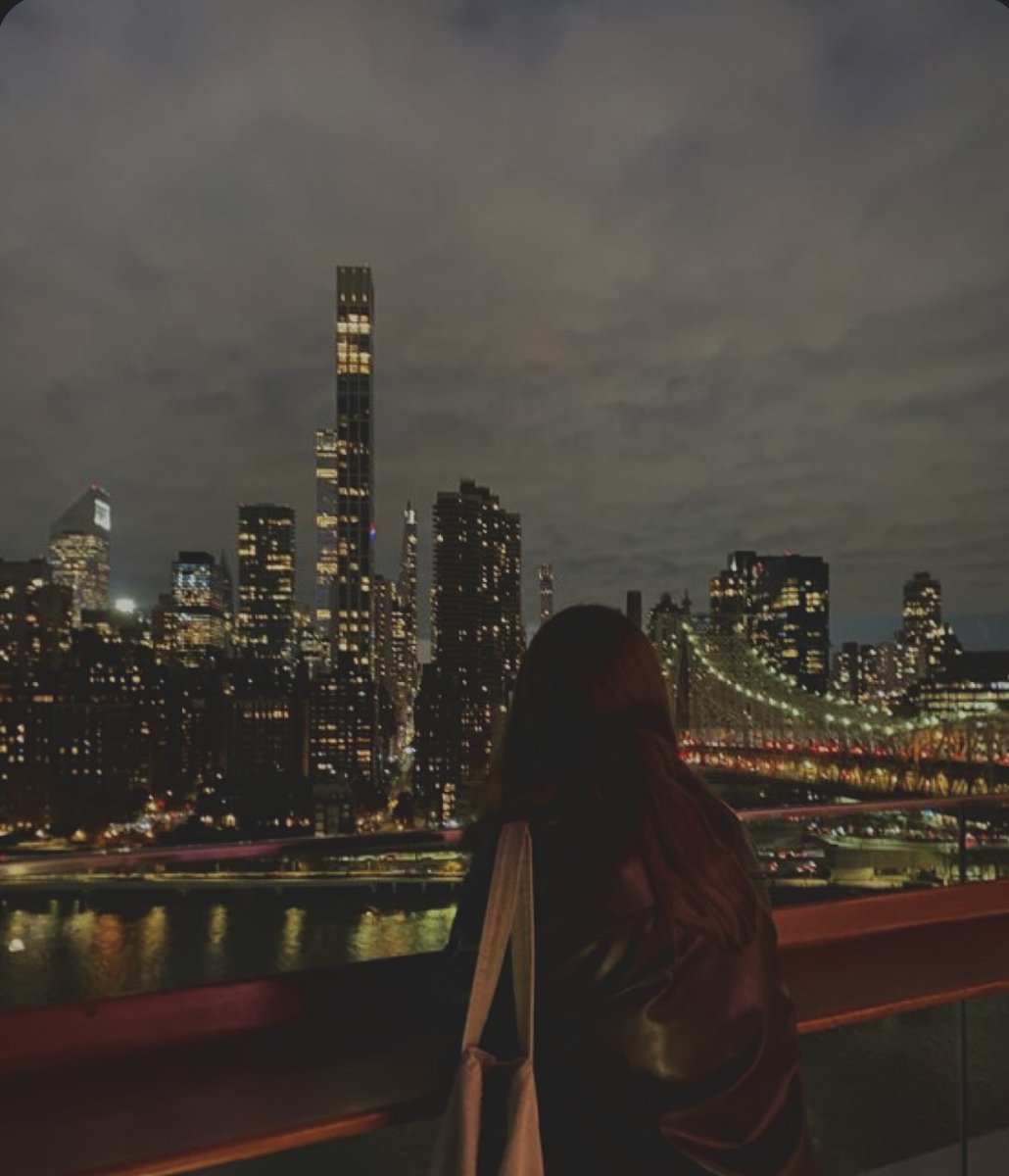 aferventspry's tweet photo. Those nightly views are always worth it. https://t.co/j5ossTptMt