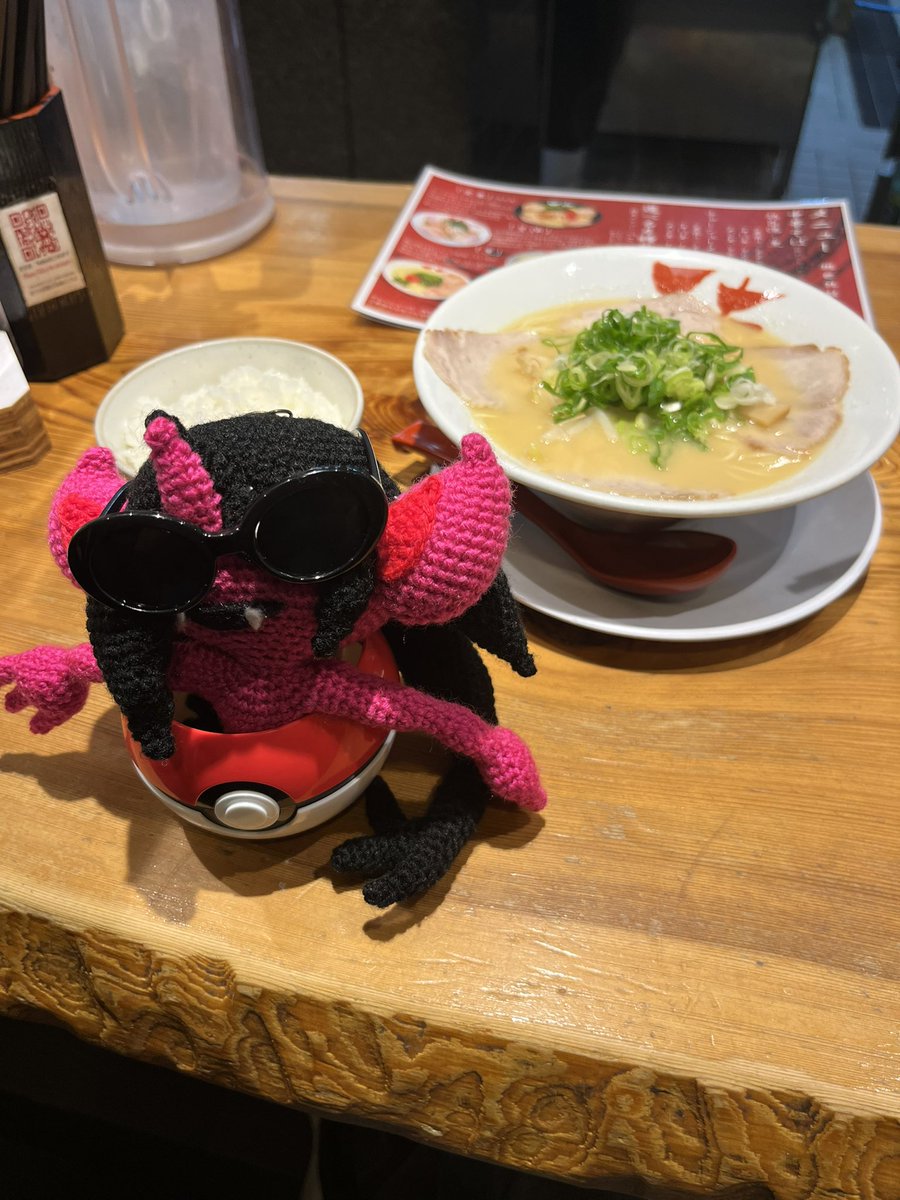 pokemoncarp's tweet photo. もはや食べに来たのか🍜、撮りに来たのか📸分からん🤷‍♂️

#ポケぬい
#ぬい活
#天天有
#ギモー
#morgrem https://t.co/d5iNdpDrYY