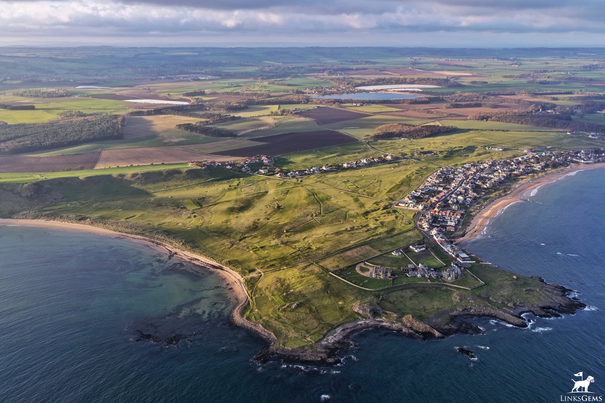 LinksGems's tweet photo. I challenge you to look at these photos of the links at Elie and not fall hopelessly in love with the place.

Only the coldest hearted golfer could possibly resist her charms.

You could never convince me that this isn’t one of the most pleasant places for a game of golf in the world.