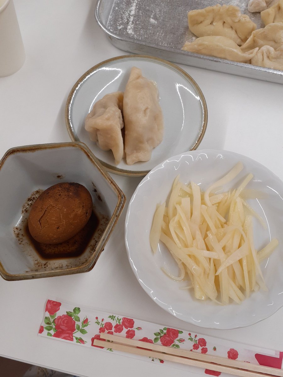 denpunshitsu's tweet photo. 他のおかずは
麻辣大豆絲
茶叶蛋

餃子も、じゃがいもの和え物も、お茶やクミンや八角などで煮た卵もほんとにほんとにとっても美味しかったです😋😋😋😋😋

「太好吃了❣️」と言ったら通じました https://t.co/DL6UM48Xq0