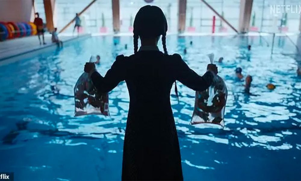 R3AL_S0NIC's tweet photo. @Im_Page153 wait, right, this one's crazier than him... *flashbacks to piranhas in pool scene* STILL! https://t.co/RtcP3c5FoP