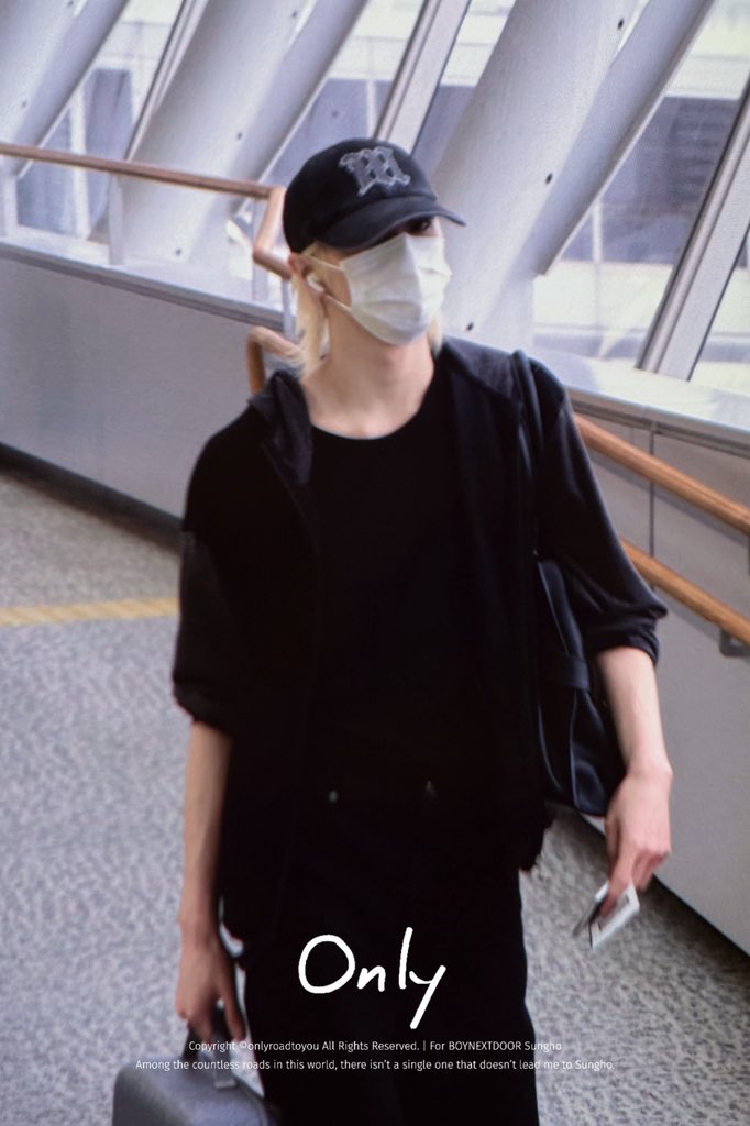 onlyroadtoyou's tweet photo. 260921 🛫

#BOYNEXTDOOR  #보이넥스트도어  #성호 #SUNGHO https://t.co/US6KksiEnR
