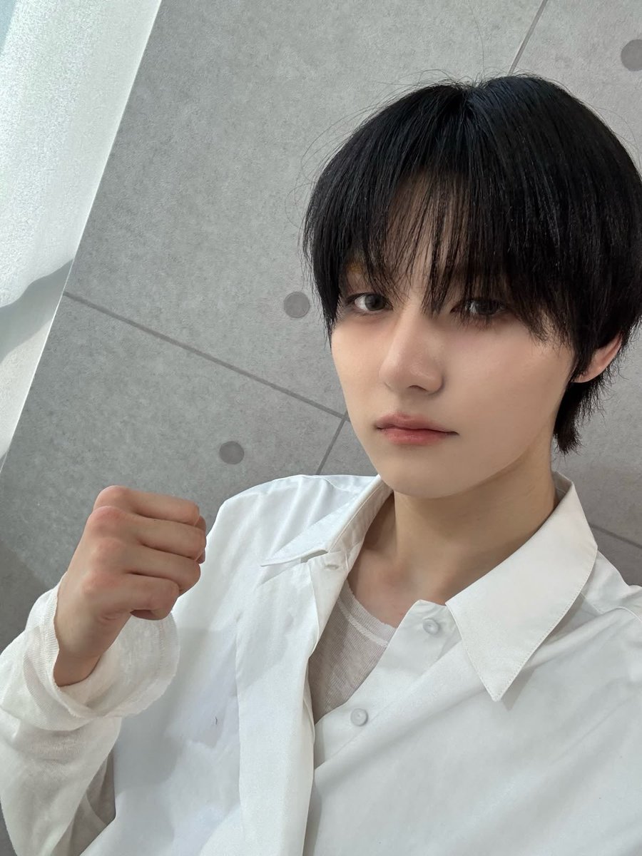mos2ong's tweet photo. 내 💕 맘을 🫶🏻 다 👉👈 훔쳐간 🥷 나쁜 놈🫵🏻
내 💞 맘을 🙈 다 🕺 가져간 💦 나쁜 놈 🫵🏻 https://t.co/Crt63qUxjj
