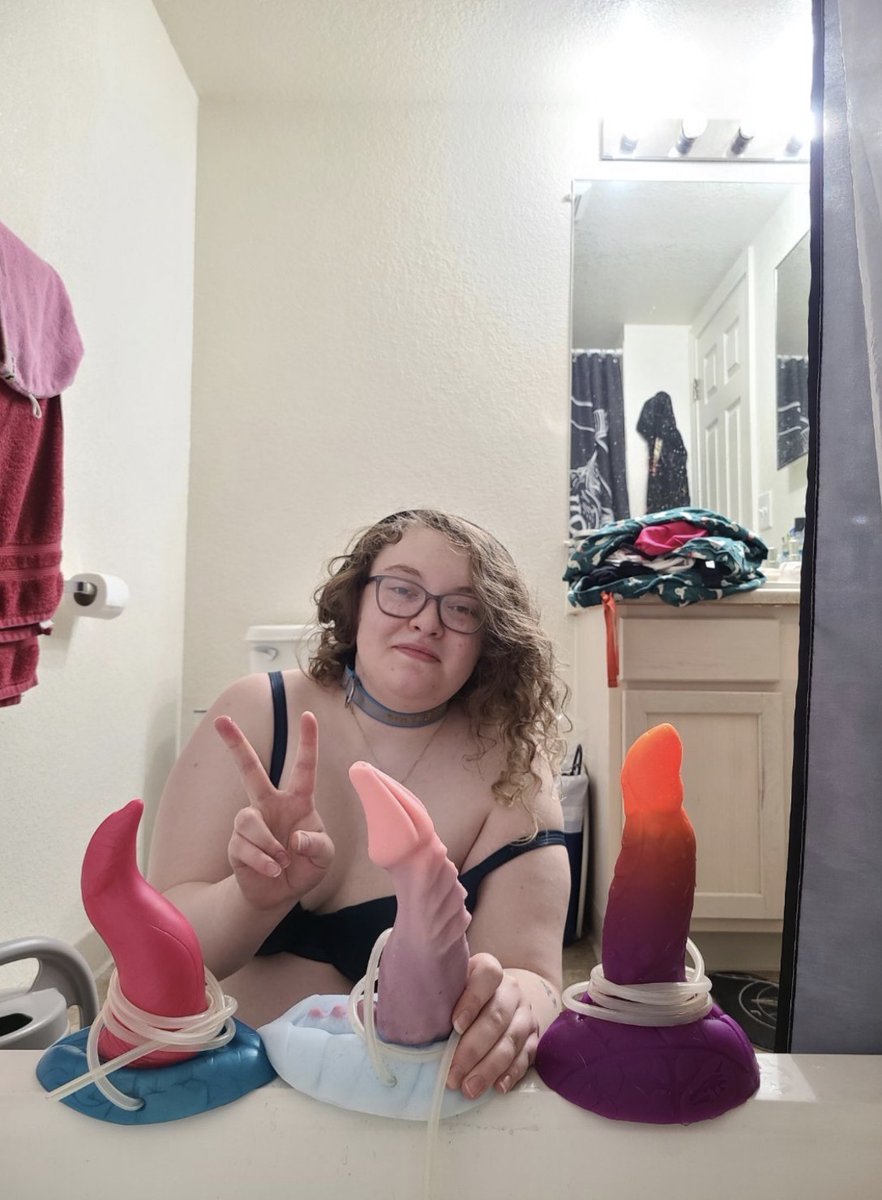 thegorillachese's tweet photo. Cuck wanted to show his gf off what yall think of her
#cuck #cuckson #momson #incest #mom #milf #ntr #bull #bwc #wankchat #irl #irls #jerkbud #jerkoff #cum #orgasm #exposed https://t.co/dzDdlWv5HX