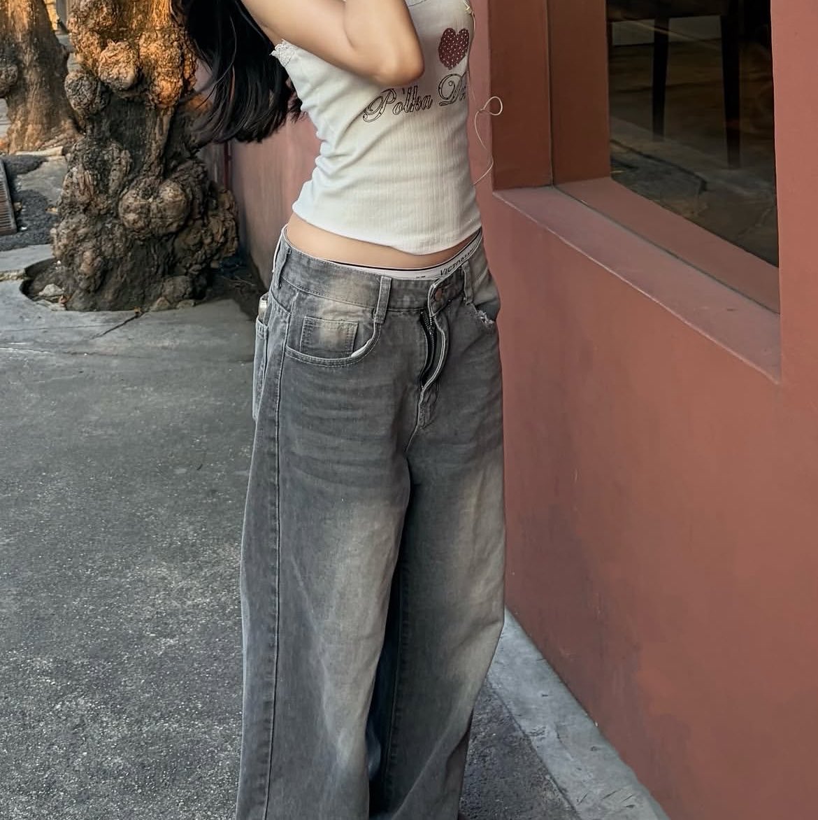 skycrayon1's tweet photo. 🧚🏻‍♀️💫 อีกแบรนด์นึงที่ทำยีนส์ออกมาได้ทรงสวยมากก เป็นเอวต่ำที่ถูกต้องอะ
- toohottoheal https://t.co/ZVey4UE98Y
