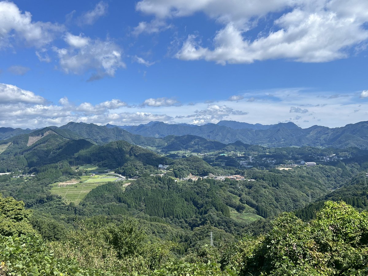 JpstarD's tweet photo. ここは良き
雲海シーズンには
#��中泊 良さそう
#無料
#雲海 https://t.co/64SGXfd5F5