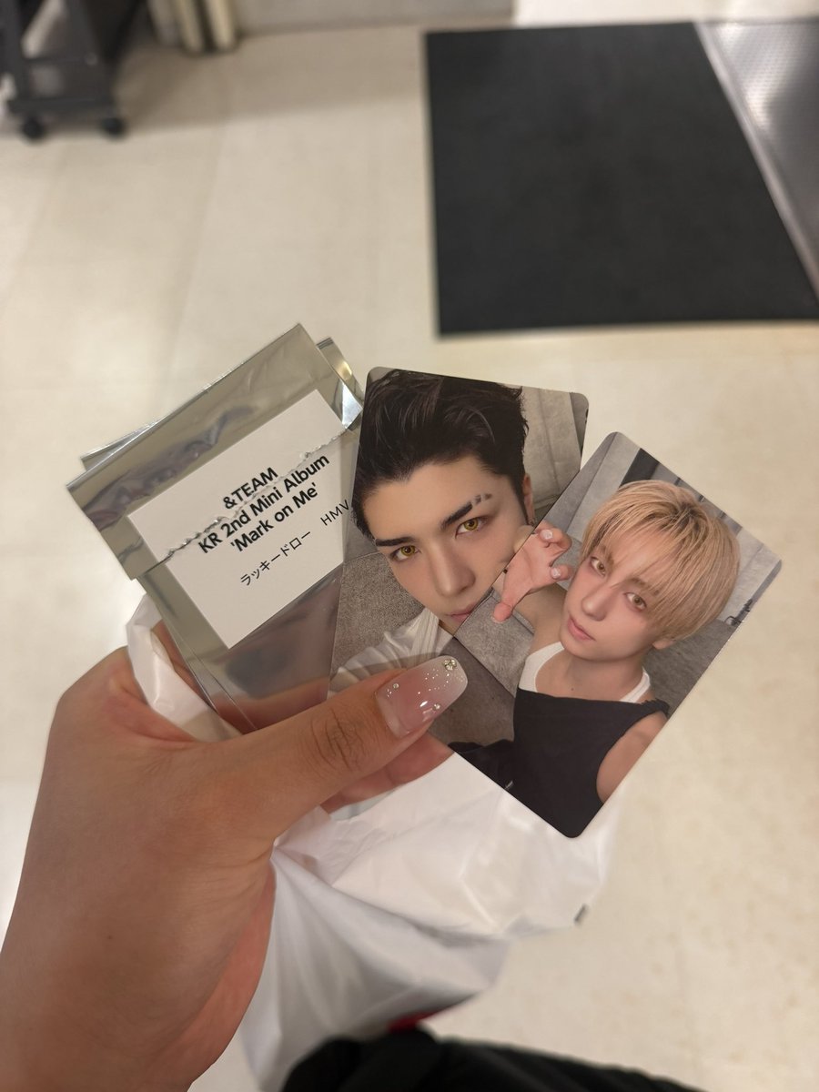 ___mottom's tweet photo. 【&amp;TEAM】
KR 2nd Mini Album『MarkonMe』HMV

【譲】写真
【求】K

#andTEAM #MarkonME https://t.co/64PSszkzWN