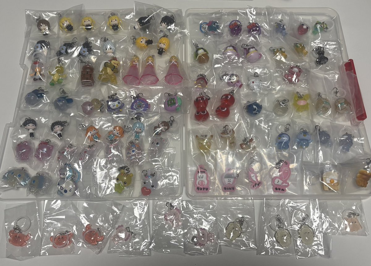 merman_glasses's tweet photo. 【異種交換】 ガチャ めじるしアクセサリー めじるし

譲) 画像 1枚目
デスノ、マリオ、たまごっち、エヴァ、あわわ、ほっぺちゃん、お茶犬、ぷよぷよ、ポケモン

求) 
画像 2枚目 全種類
画像 3枚目 ツムツム ミッキー、エイリアン

郵送交換
複数交換優先 https://t.co/MbFSUSdPj1