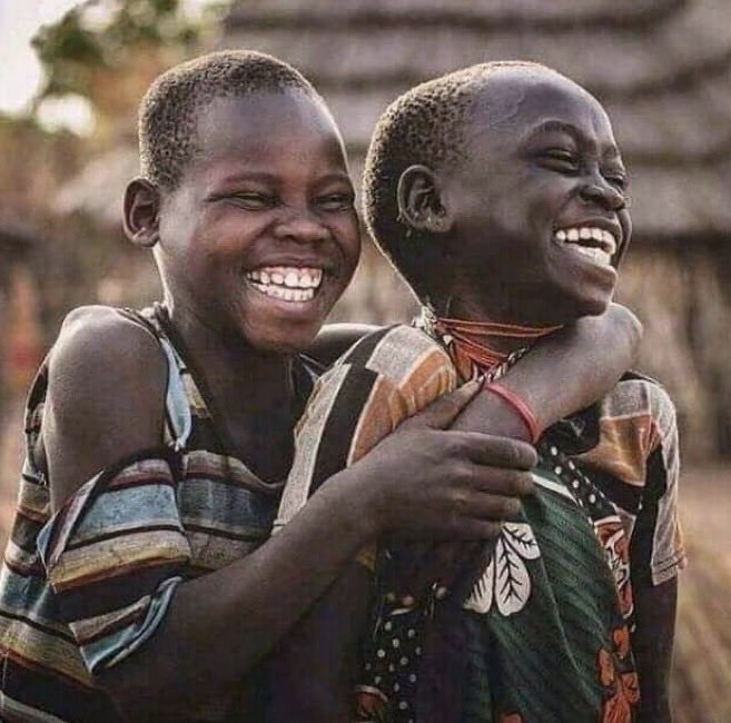 Zoeinaism's tweet photo. @natjroliphant I hope bra Mfundi did not kill you... Coz then you can always come back like Jack and Tau😏 https://t.co/eAa5tklYgc