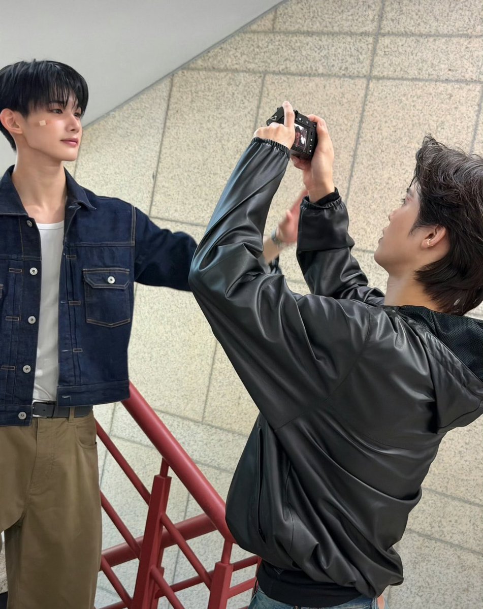 onigiripup's tweet photo. if yo boyfriend behind your pics then I DONT WANNA SEE THEM https://t.co/SAMwGPI24x