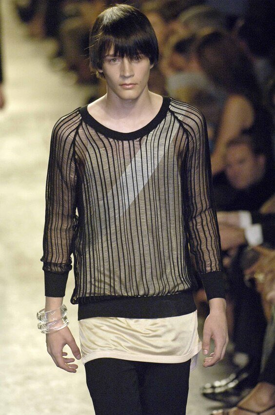 tornapartboy's tweet photo. Dior Homme S/S07 By Hedi Slimane https://t.co/9vw73kxSWL