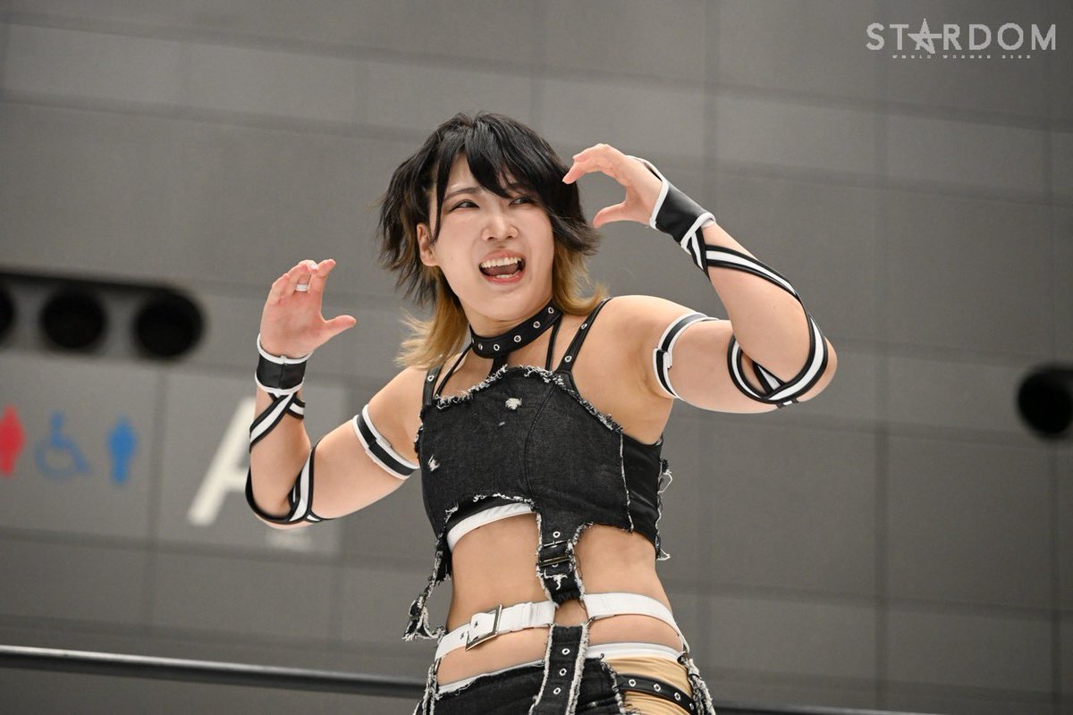 LadyC_stardom's tweet photo. Cの無断C用してきてイラッとしたので20回まわCました。 https://t.co/43BQpghD0b