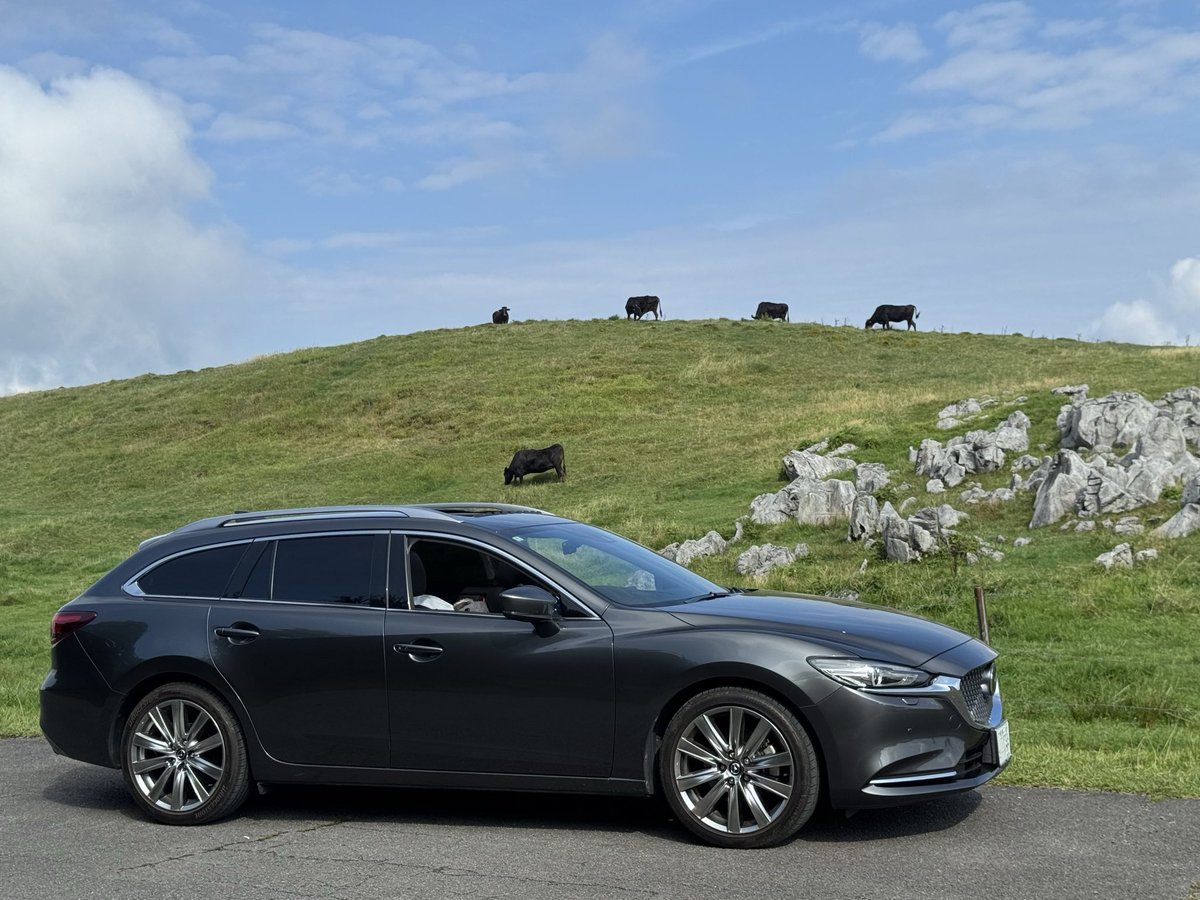 850t_'s tweet photo. ディーゼル+ステーションワゴン
いわゆる"神車(かみぐるま)"お探しの皆様。

ぜひmazda6もご検討ください。
満タン1000km以上走れます。

岡山↔︎福岡往復で燃料代6000円です。 https://t.co/MuJrBxYCfe