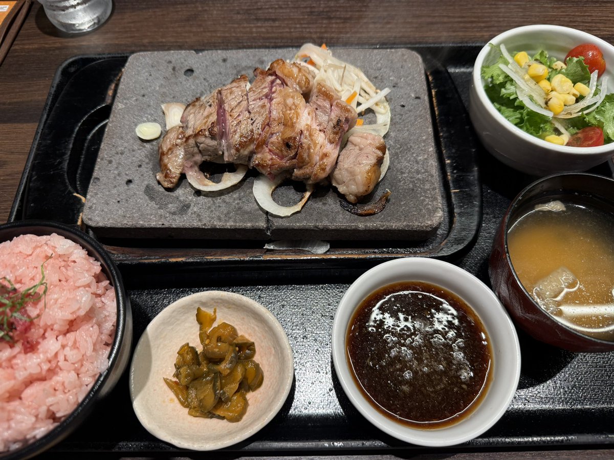 carpsaico's tweet photo. ステーキ贅のサーロインステーキランチ https://t.co/nKSCQPOhLK