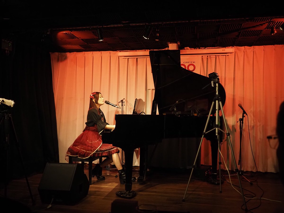 xyzxyzryu1's tweet photo. 9/17はLilyさん(@ssw_Lily )を見に四谷のDoppoに。出番が最後の時は「このライブを終わらせに来た」とか言ったらカッコよさそう。 https://t.co/lgnpVtuwHt