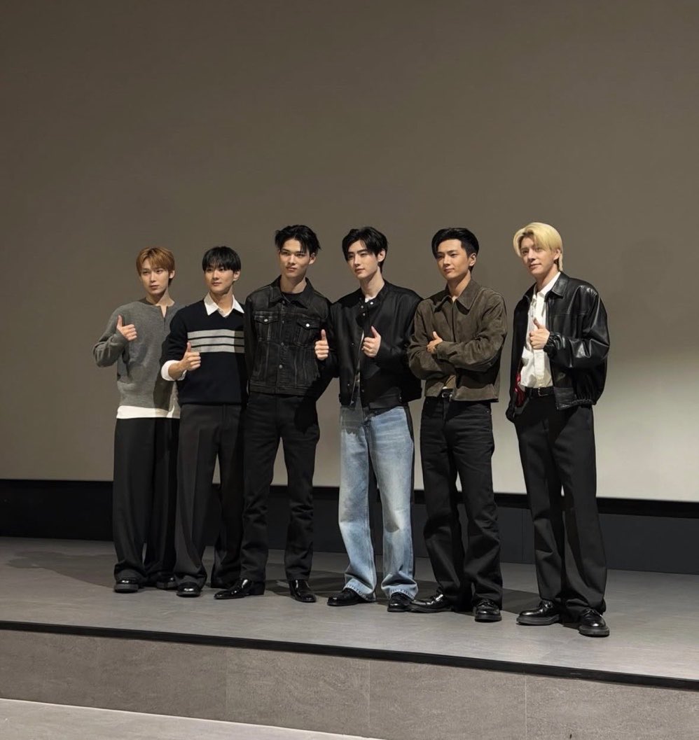 Nutnnr93's tweet photo. 💖
                 ₀₃     ₀₄     05     02      02     02 https://t.co/6dK4heltIF