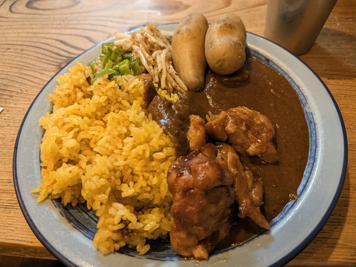 yukimaru66's tweet photo. 安全を考慮してカレー食べる https://t.co/Vb2psHcxco