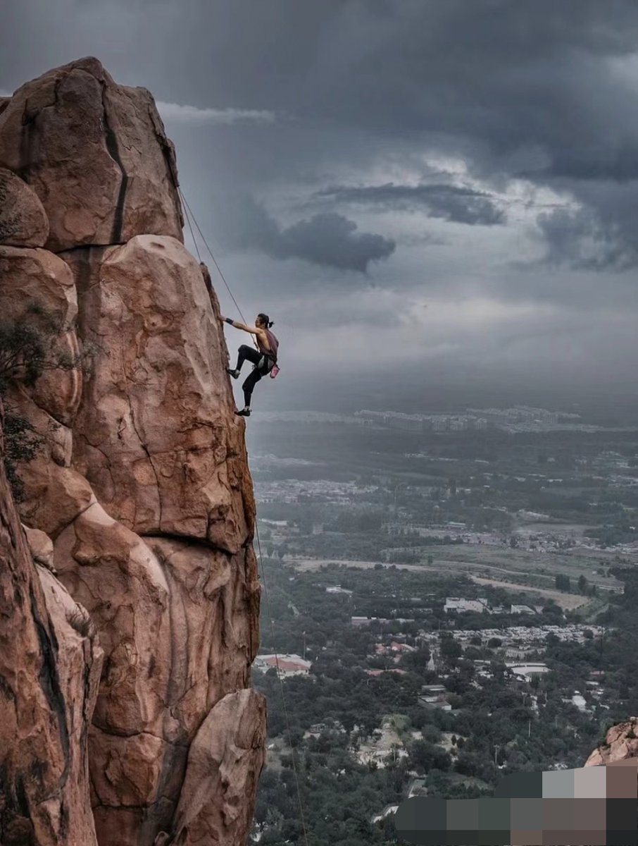izudin81457099's tweet photo. Push past every limit that holds you back—today’s small step becomes tomorrow’s unbreakable strength. #ChallengeBreakthrough， https://t.co/MSBDP6VrSZ