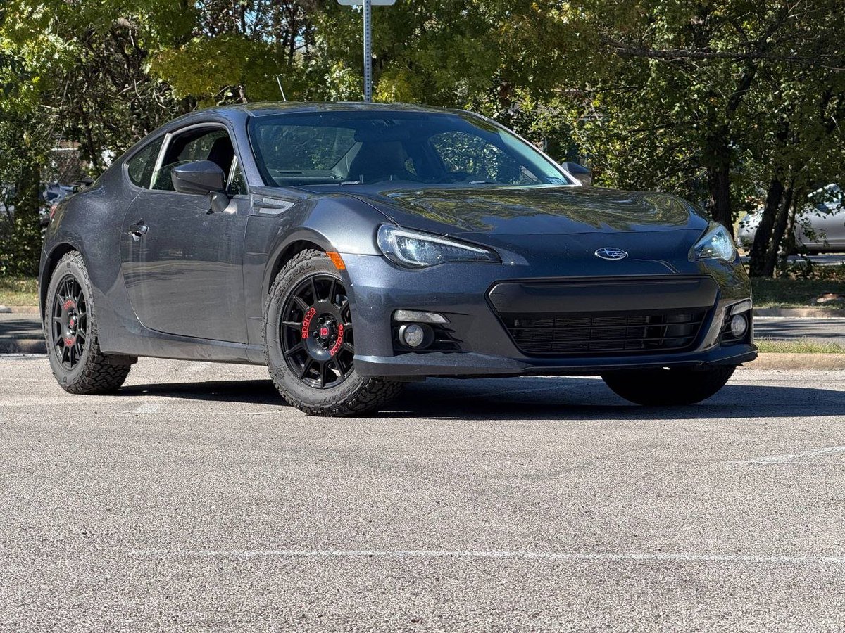 GlytchTech's tweet photo. @WillowCreativ @repkord people greatly underestimate the practicality of the brz https://t.co/1tXZ11qIsT