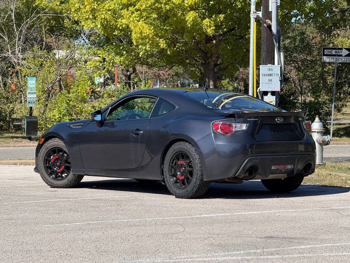 GlytchTech's tweet photo. @WillowCreativ @repkord people greatly underestimate the practicality of the brz https://t.co/1tXZ11qIsT